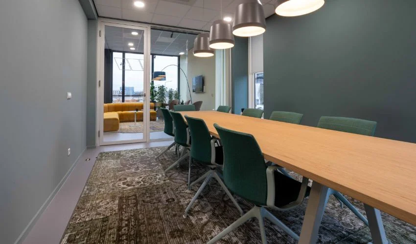 Top 12 Office Renovation Ideas in UAE
