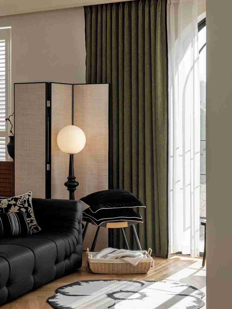 Luxury Chenille Blackout Bedroom Curtains