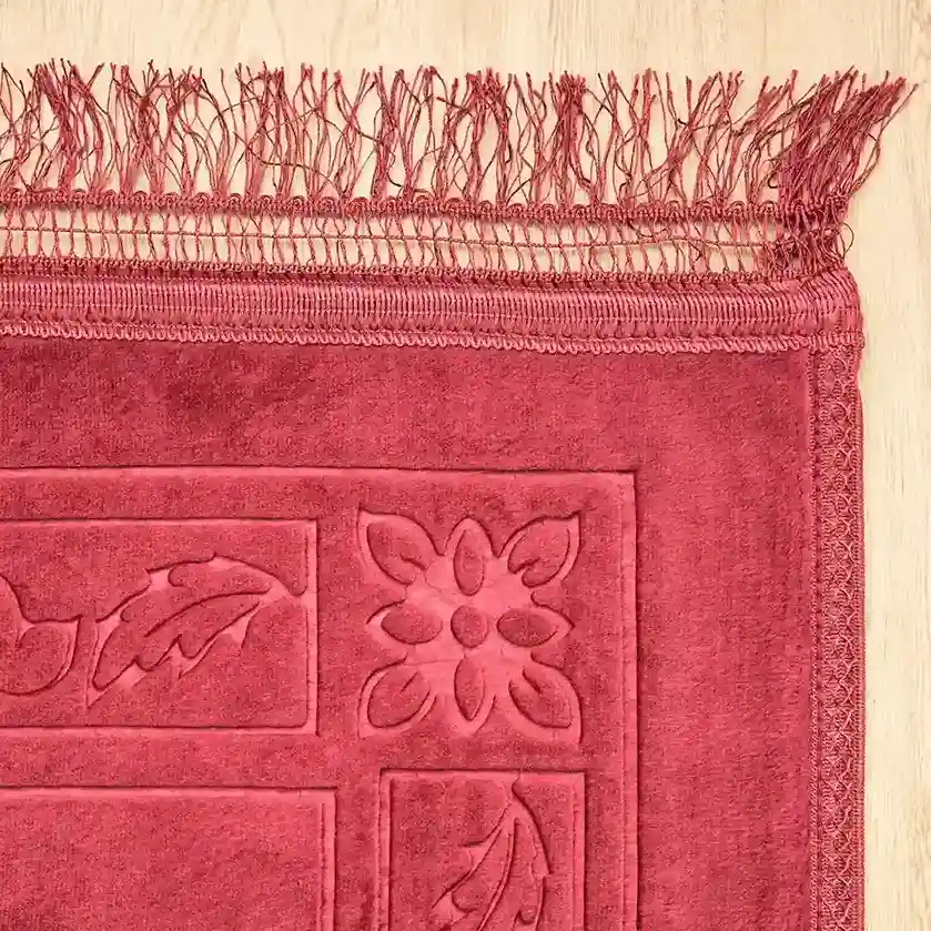 Devotion Red Prayer Mat 01