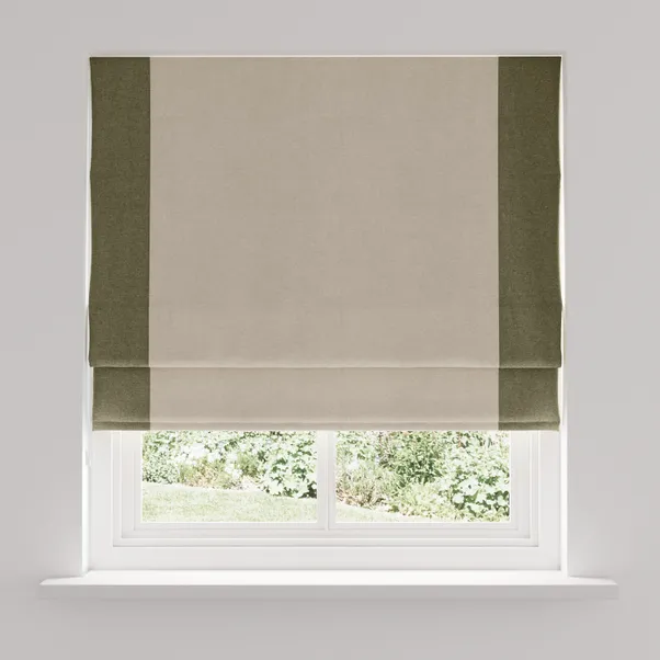 Luna Bordered Easy Chain Blackout Roman Blind - Image 3