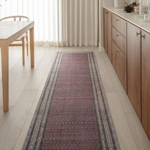 Traditional Paisley Motif Runner Carpet